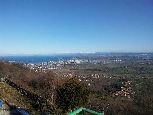 Apartments Pomjan Pogled Na Gore