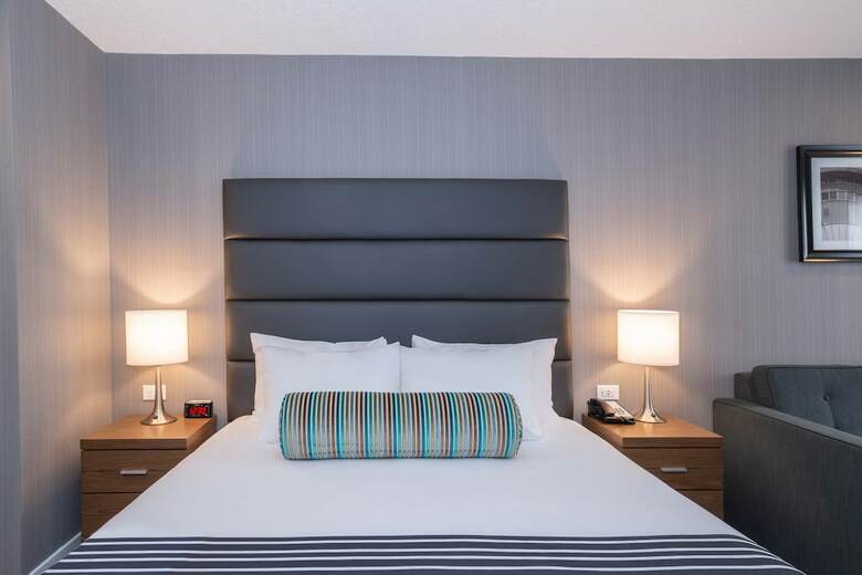 Sandman Hotel Calgary City Center