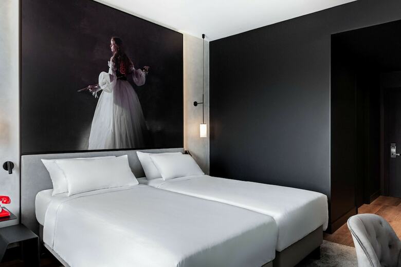 Hotel Radisson Red Madrid