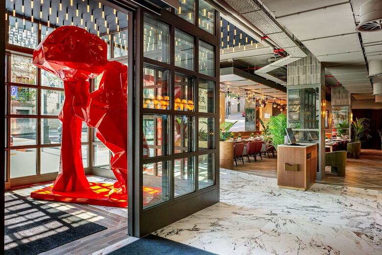 Hotel Radisson Red Madrid
