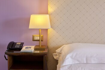 Hotel Alpha