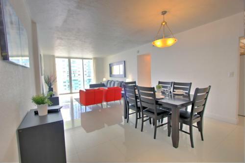 Apartamentos Hollywood Condo's