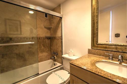 Apartamentos Hollywood Condo's