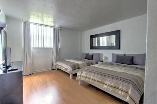 Apartamentos Hollywood Condo's