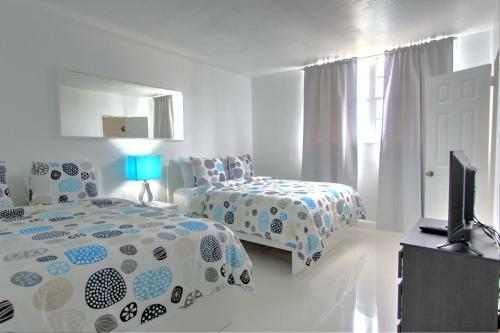 Apartamentos Hollywood Condo's