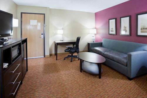 Hotel Americinn Of Osceola