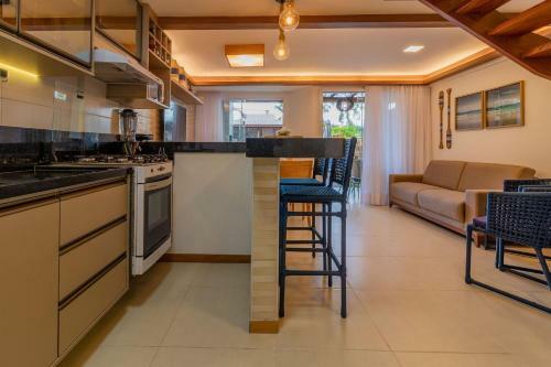Apartamento It20 Triplex 4 Su�tes A 100m Da Praia Do Surf - Itacimirim
