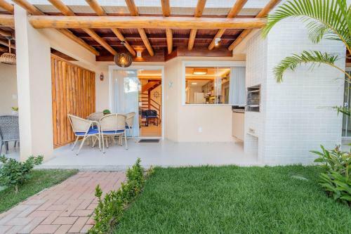 Apartamento It20 Triplex 4 Su�tes A 100m Da Praia Do Surf - Itacimirim