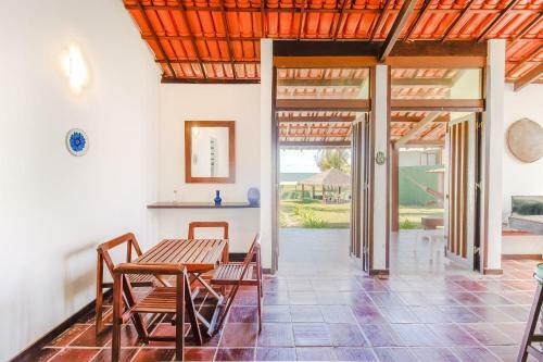 It35 �tima Casa 6 Quartos, P� Na Areia - Itacimirim