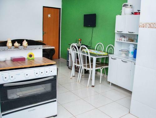 Charmosa Casa Com Wifi E �rea Verde Em Trindade Go