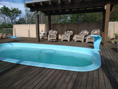Casa Na Beira Da Lagoa Com Piscina E Rampa Para Embarca��es