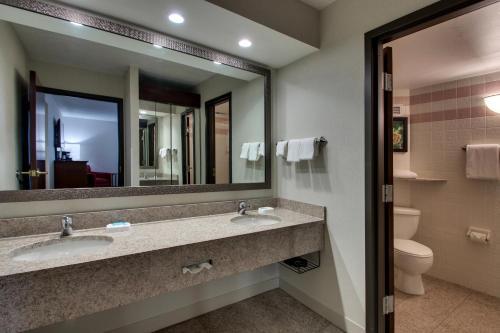Posada Drury Inn & Suites Evansville East