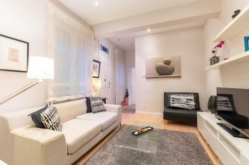 Bilbao Arte II Apartment By Aston Rentals