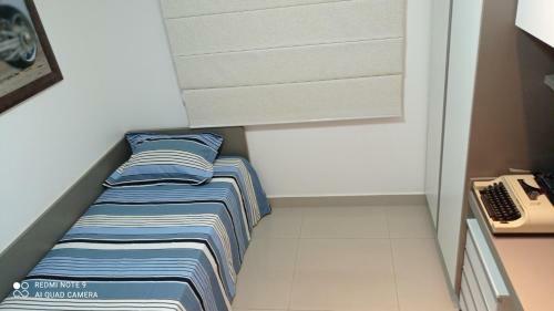 Quarto Charmoso E Agrad�vel � 5 Minutos Do Centro