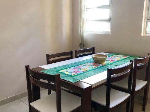 Apartamento Apt 2 Quartos. Tv A Cabo E Netflix. Pr�ximo � Ufv