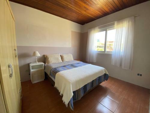 Casa De 2 Quartos No Centro E A 7 Quadras Da Praia Grande