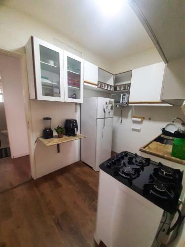 Quarto Amplo E Muito Confort�vel Em Apartamento Espa�oso