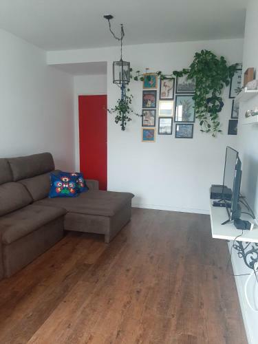 Quarto Amplo E Muito Confort�vel Em Apartamento Espa�oso