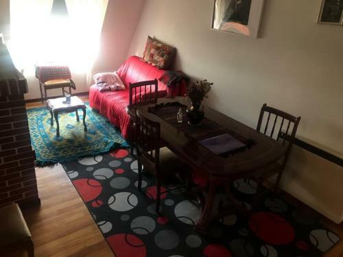 Apartamento �tico Con Mucha Luz, Terraza, Centro De Ribadeo