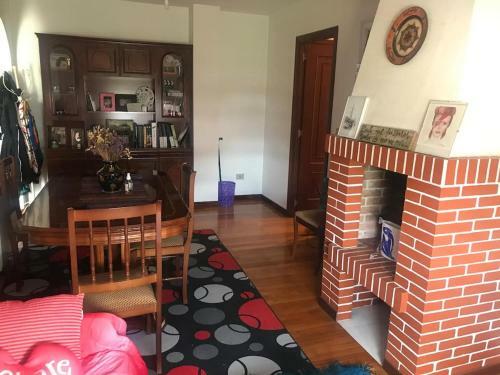 Apartamento �tico Con Mucha Luz, Terraza, Centro De Ribadeo