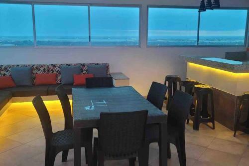Apartamento Beachfront Penthouse Torre Oce�nica