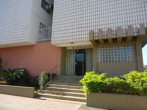 Quarto Com Frigobar Tr�s Quadras Mar Aceita Pets