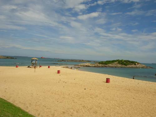 Quarto Com Frigobar Tr�s Quadras Mar Aceita Pets