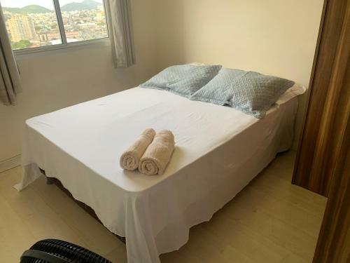 Apartamento 2 Quartos Condom�nio Com Piscina