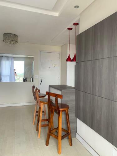 Apartamento 2 Quartos Condom�nio Com Piscina