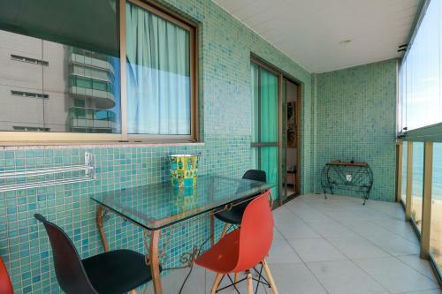 Excelente Apartamento De Frente A Praia Da Costa