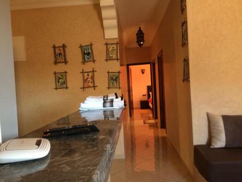 Hostal Itrane Guest House