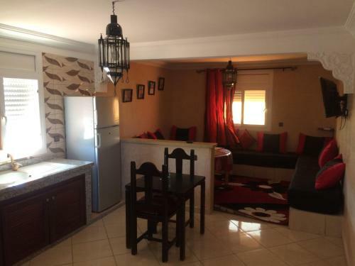 Hostal Itrane Guest House