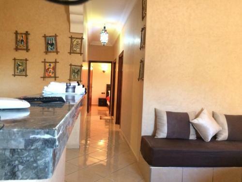 Hostal Itrane Guest House