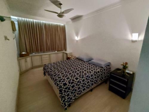 Apartamento A Super Su�te Da Praia Da Costa! Outros Quartos Alug�veis Separadamente!