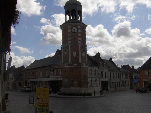 Hotel La Tour De Crecy