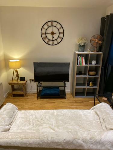 Apartamento 1 Bed Ground Floor Flat With Covered Balcony