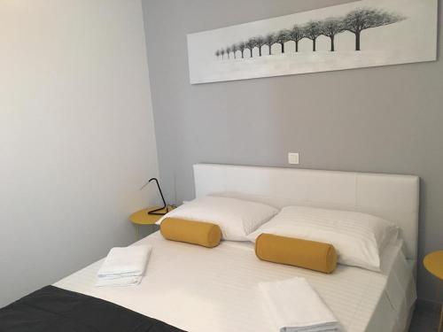 Apartments With A Parking Space Makarska - 16496