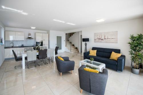 Luxury Villas Royal II With Private Pool