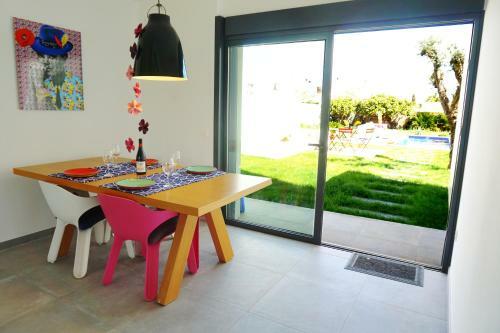 Stunning Villa With Private Pool, Solarium And Only 350m From The Beach