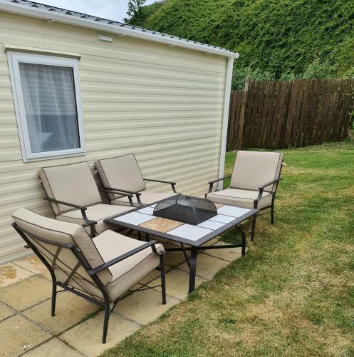Freshwater Beach Holiday Home