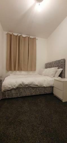Hostal Fantastic Brand New Rooms