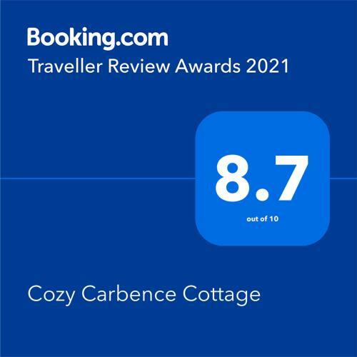 Cozy Carbence Cottage