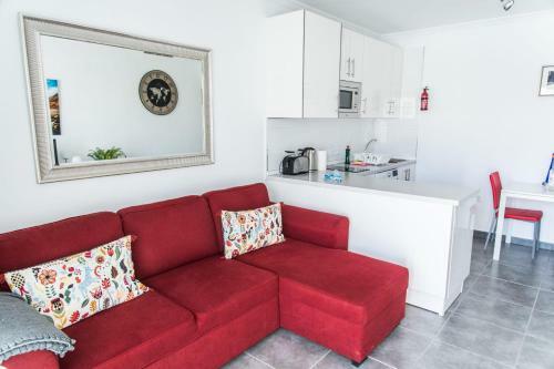 Sunny Days Apartment With Shared Pool And Free Wifi