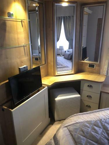 Jj S Lodge Retreat Cheviot View 19