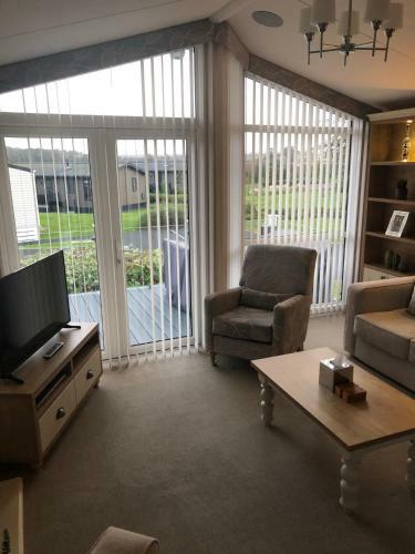 Jj S Lodge Retreat Cheviot View 19