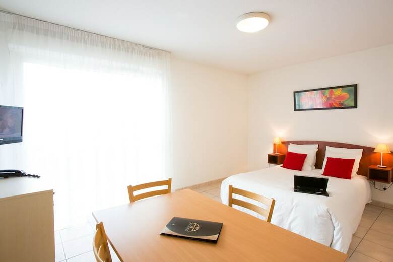 Aparthotel All Suites Appart H�tel M�rignac