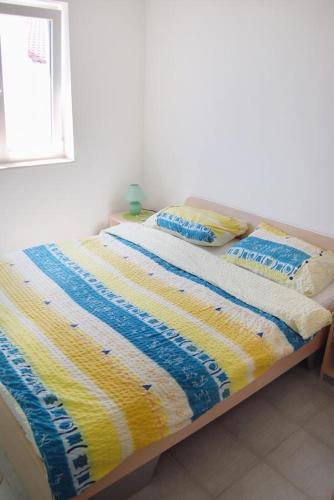 Apartments By The Sea Bilo, Primosten - 3090