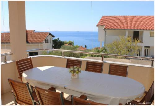 Apartments Zorka Primosten