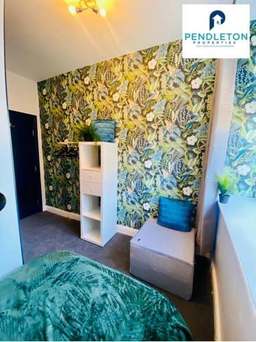 2 Bed Apartment For Leisure & Business