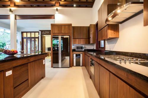 Baan Pinya Chic Three Bedroom Pool Villa